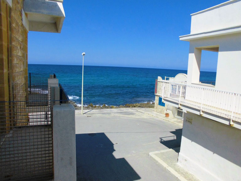 Vista del mare di Ostuni dalla casa vacanze