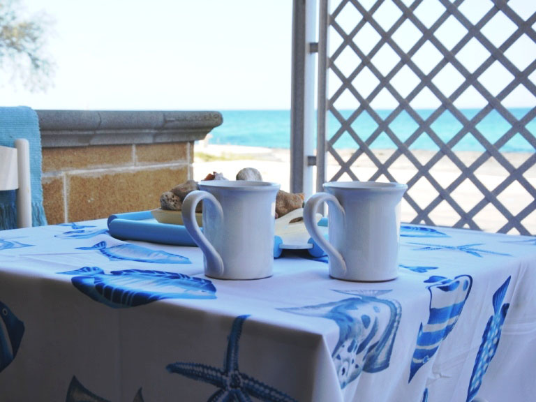 Vista del mare di Ostuni da Casa Renzo
