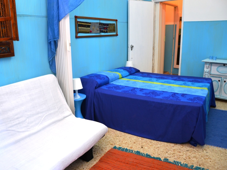 Camera da letto con divano letto